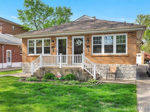6258 Sunshine Dr, Saint Louis, MO, 63109-3809 | Card Image