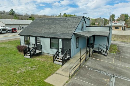 6 Main St, Farmington, NH, 03835-3730 | Card Image