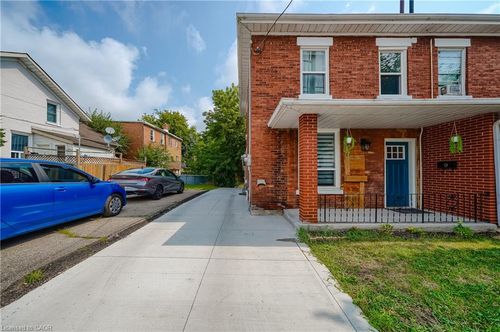 36 Kerr St, Cambridge, ON, N1R4A3 | Card Image