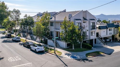 638 E Tujunga Ave, Burbank, CA, 91501 | Card Image