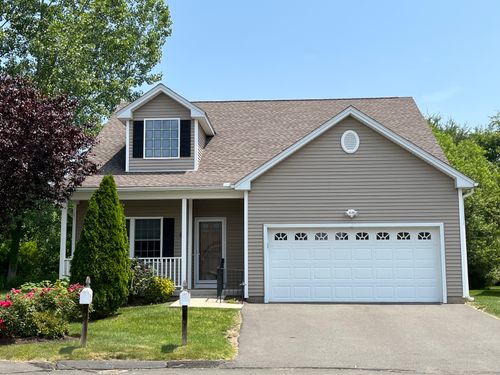 8-8 Fairfield Ct, Glastonbury, CT, 06033-2374 | Card Image