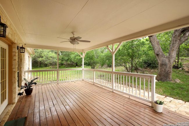 341 Indigo Run Dr, House other with 3 bedrooms, 2 bathrooms and null parking in Bulverde TX | Image 31