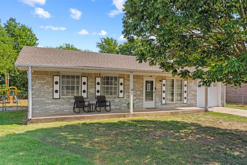 104 Pine Ct, Skiatook, OK, 74070-2357 | Card Image