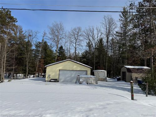 1281 Geesey Ave, Mio, MI, 48647-9607 | Card Image