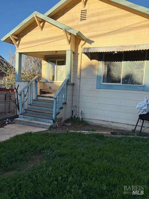 644 Porter Street, Vallejo, CA, 94590 | Card Image