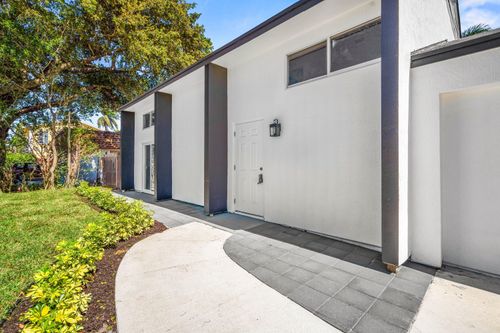 4412 Wilkinson Dr, Lake Worth, FL, 33461-4544 | Card Image