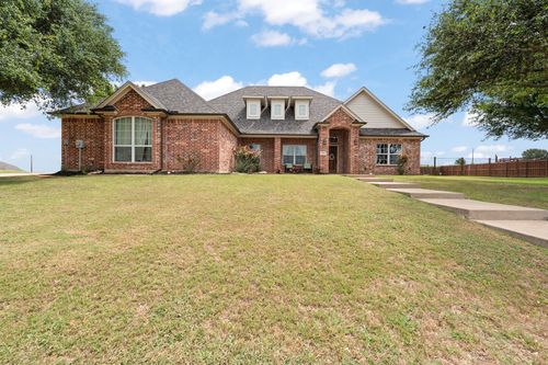 2211 Nottaway Dr, Cleburne, TX, 76033-5977 | Card Image