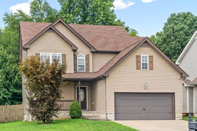 677 Sly Fox Dr, House other with 3 bedrooms, 2 bathrooms and 2 parking in Clarksville TN | Image 3