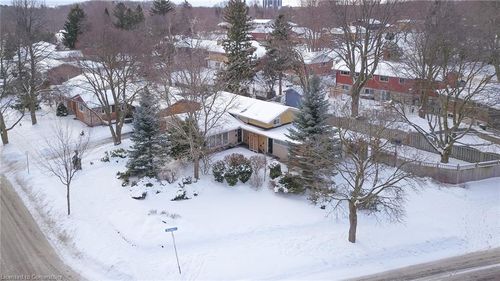 193 Lakeside Dr, Kitchener, ON, N2M4C7 | Card Image