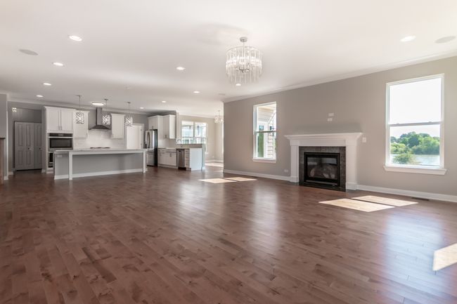 253 Frances Dr, House other with 4 bedrooms, 3 bathrooms and 3 parking in Grayslake IL | Image 5