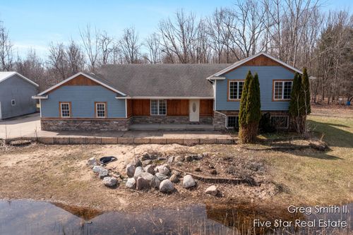 4230 Fenwick Dr, Dorr, MI, 49323-9573 | Card Image