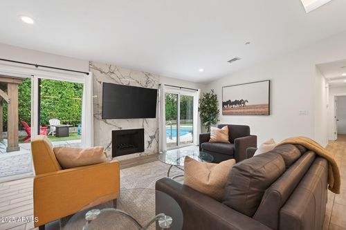 7719 E Rovey Ave, Scottsdale, AZ, 85250-4725 | Card Image