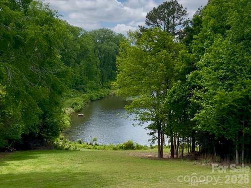 1160 Crestmont Dr Se, Concord, NC, 28025-8796 | Card Image