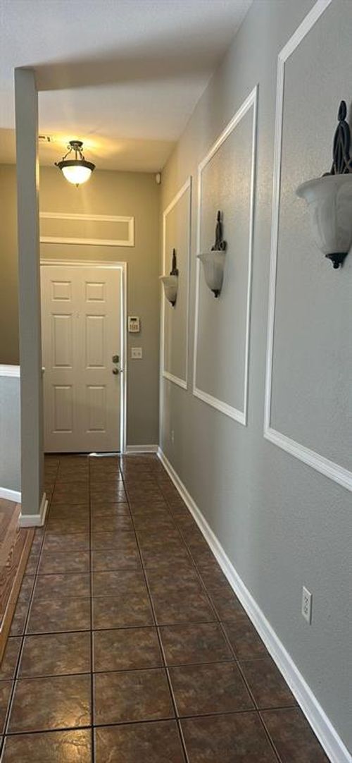 1925 Olde School Road, Edmond, OK, 73012 | Card Image