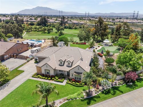 955 Union St, Cherry Valley, CA, 92223-4071 | Card Image