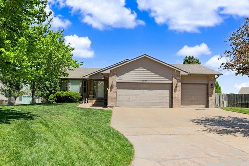 3518 N Valerie Cir, Wichita, KS, 67205 | Card Image