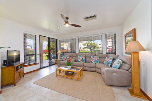 132-69-1035 Keana Pl, WAIKOLOA, HI, 96738-5740 | Card Image