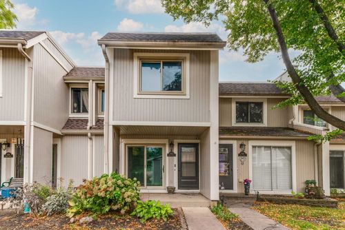 632 Dove Ct, Grayslake, IL, 60030-1340 | Card Image