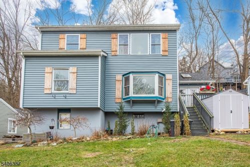 97 Springbrook Trl, Sparta, NJ, 07871-2129 | Card Image