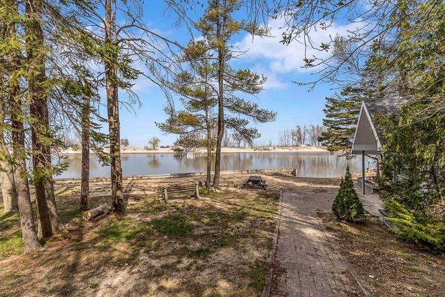 268 River Rd E, House other with 3 bedrooms, 2 bathrooms and 9 parking in Wasaga Beach ON | Image 9