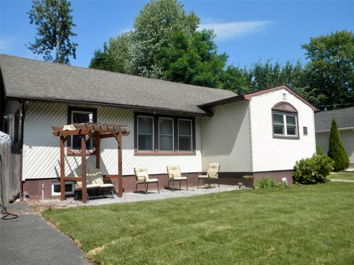 11 Oswego Pl, Lake Ronkonkoma, NY, 11779-2751 | Card Image