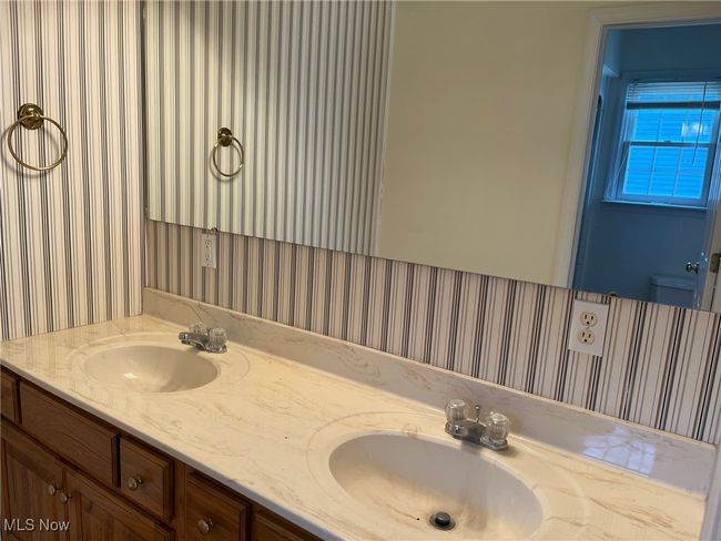 321 Dublin Dr, House other with 3 bedrooms, 3 bathrooms and null parking in Mineral Wells WV | Image 13