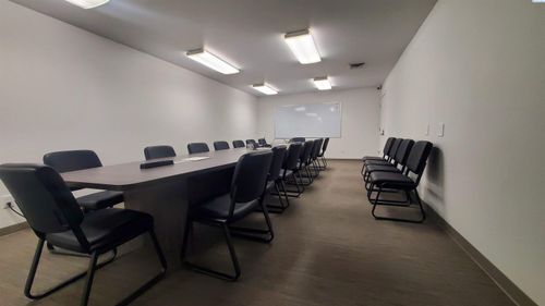 223 W Wine Country Rd, Grandview, WA, 98930-1384 | Card Image