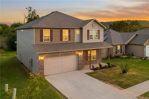 973 E Sparrow Cir, Fayetteville, AR, 72701-3193 | Card Image