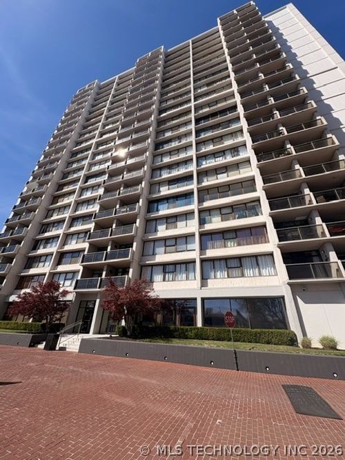 apt-1405-450 W 7th St, Tulsa, OK, 74119-1048 | Card Image