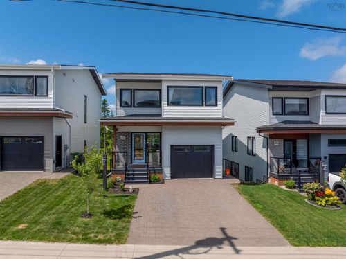 400 Marketway Lane, Timberlea, NS, B3T0L1 | Card Image