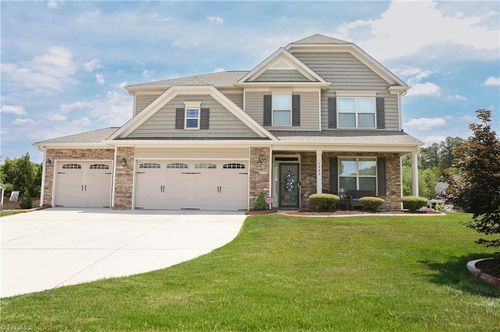2689 Lamplight Cir, High Point, NC, 27265-1579 | Card Image