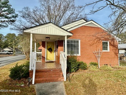 600 Church St, Scotland Neck, NC, 27874-1126 | Card Image