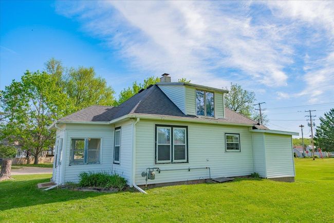 500 2 Nd Ave, House other with 2 bedrooms, 1 bathrooms and null parking in HOLLANDALE WI | Image 48