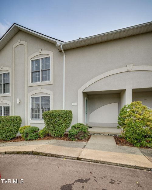 181 Bentley Parc, Johnson City, TN, 37615-4916 | Card Image