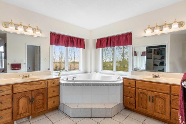 40-33049 Range Road 12, House other with 3 bedrooms, 3 bathrooms and 5 parking in Mountain View County AB | Image 20