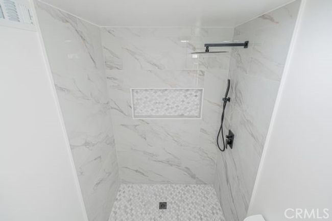 Downstairs bathroom | Image 30