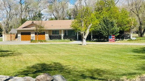 1616 Scoti Ln, Gardnerville, NV, 89410-5605 | Card Image