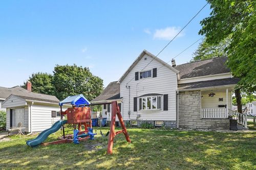 1003 Engelman St, Manistee, MI, 49660-3118 | Card Image