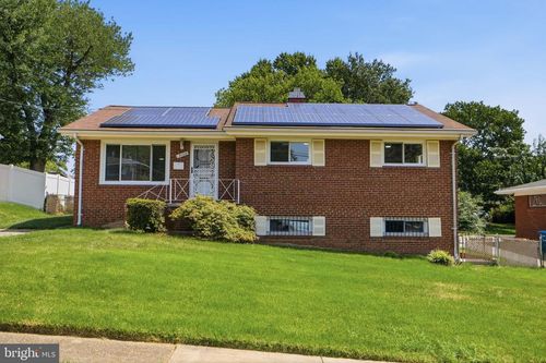 2106 Harwood Rd, DISTRICT HEIGHTS, MD, 20747-2427 | Card Image