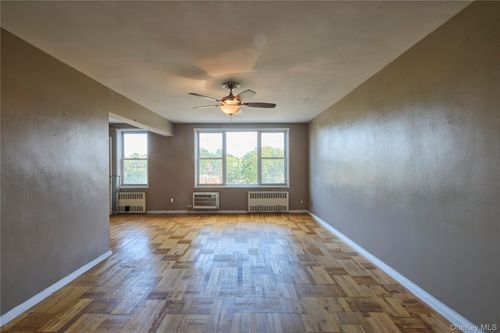 3g-355 Bronx River Rd Bronx River Road, Yonkers, NY, 10704 | Card Image