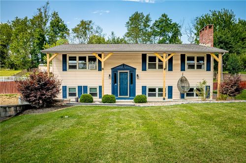 560 Harteis Rd, Johnstown, PA, 15904-7303 | Card Image