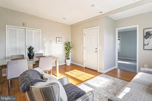 4-5501 8th St Nw, WASHINGTON, DC, 20011-3049 | Card Image