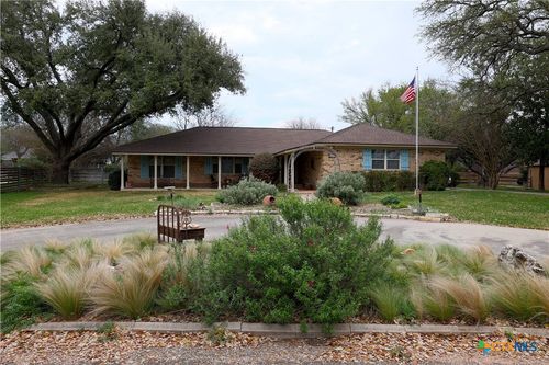 600 De Grummond Way, Salado, TX, 76571-5625 | Card Image