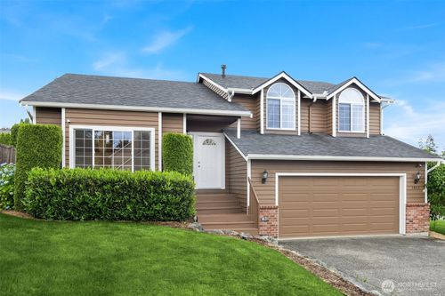 3802 Carpenter Street, Mount Vernon, WA, 98274 | Card Image