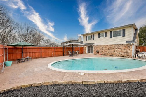 1418 Bowie St, Garland, TX, 75042-5001 | Card Image