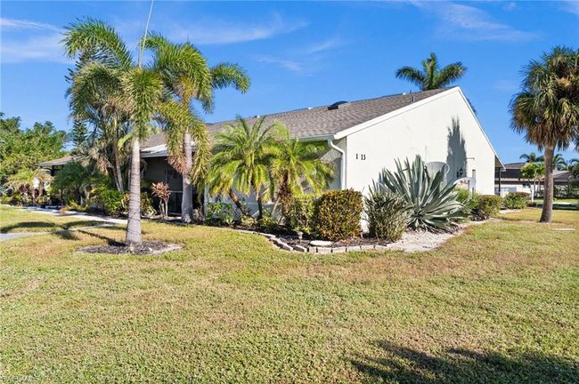 APT-31 - 1413 Sw 51 St Ln, Condo with 2 bedrooms, 2 bathrooms and null parking in CAPE CORAL FL | Image 26
