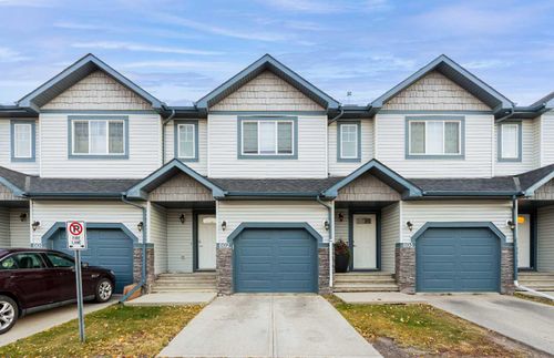 602-620 Luxstone Landing Sw, Airdrie, AB, T4B0B6 | Card Image