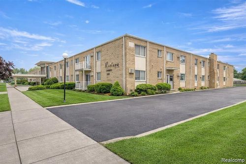 118-7350 N Inkster Rd, Dearborn Heights, MI, 48127-1631 | Card Image