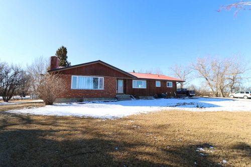 115054 Rr 103, Bow Island, AB, T0K0G0 | Card Image