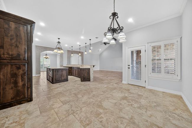 6711 Mosswood Dr, House other with 5 bedrooms, 3 bathrooms and 3 parking in Midland TX | Image 28